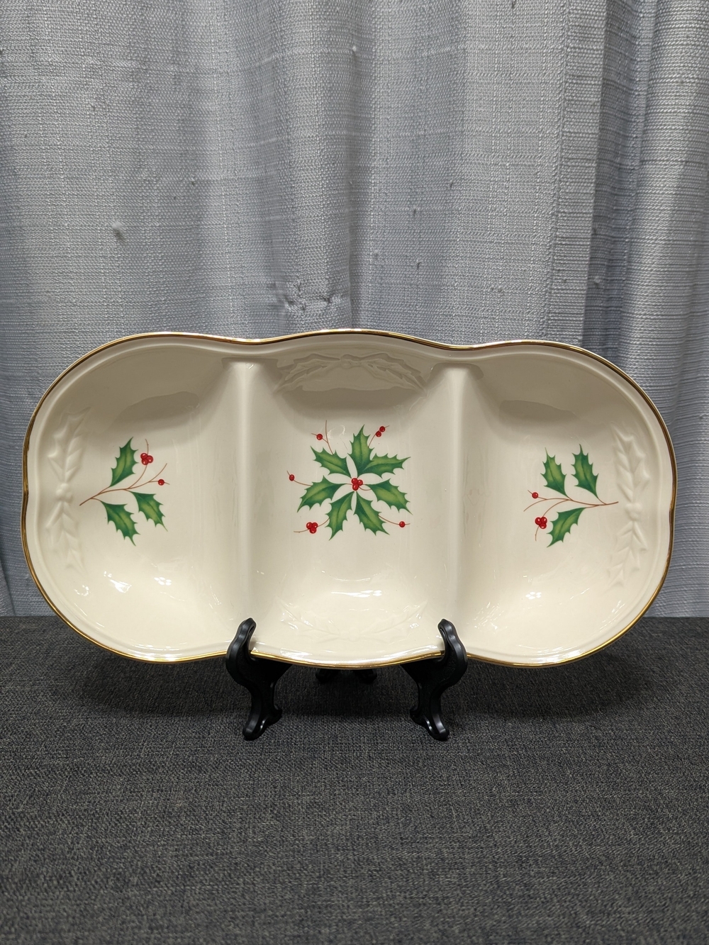Lenox Holiday China 3 Section Serving Dish Oval Christmas Holly Gold Trim